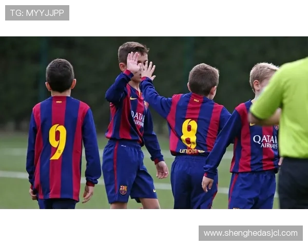 拉玛西亚回归,巴萨复兴曙光初现还是迫于形势无奈之举 拉玛西亚回归,巴萨复兴曙光初现还是迫于形势无奈之举