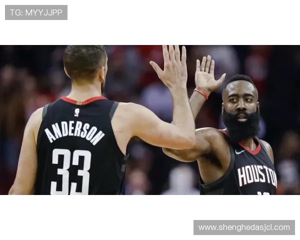 无球跑动撕裂盯防 雷·阿伦比持球射手更擅拉开空间