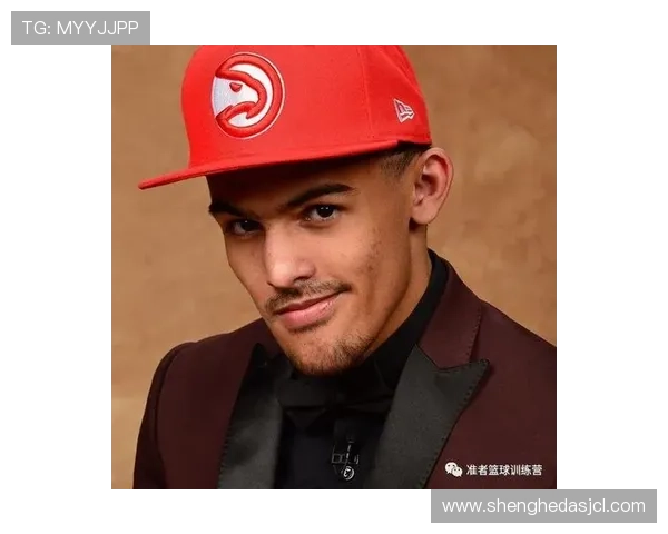 特雷·杨又买豪车了？这生活和我差了几十条街都不止啊…